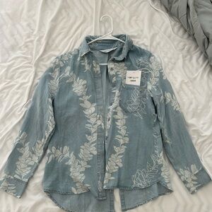 Fighting Eel XS Denim Button Up